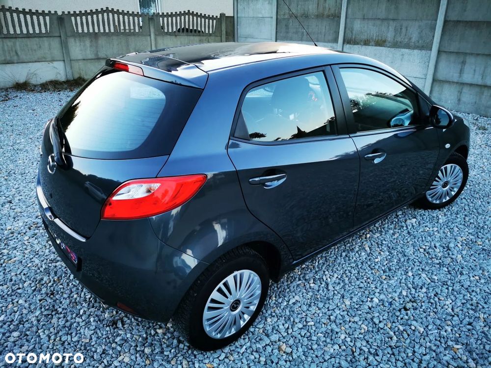 Mazda 2 1.3 Exclusive - 27
