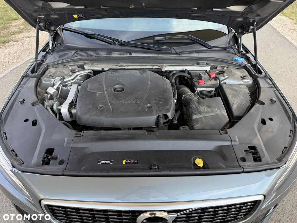 Volvo S90 T5 R-Design - 17