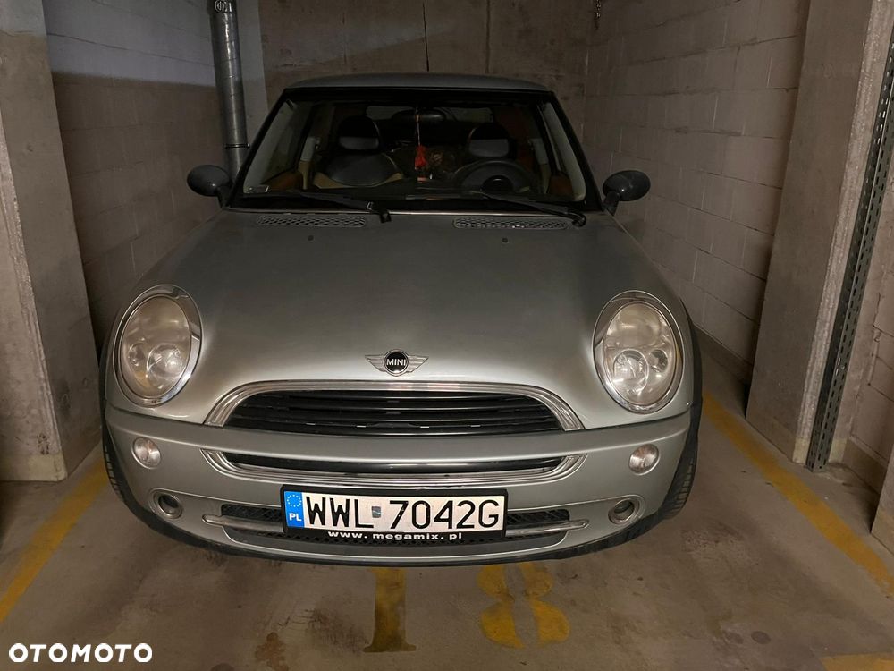 MINI ONE Standard - 13