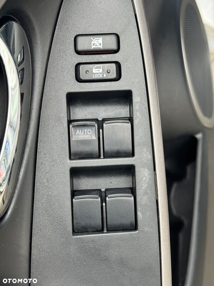 Toyota RAV4 2.0 4x4 Automatik Executive - 11