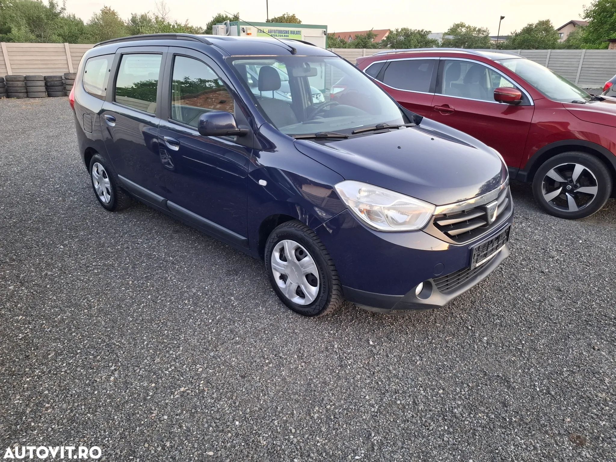 Dacia Lodgy 1.5 dCi 90 CP Laureate - 1