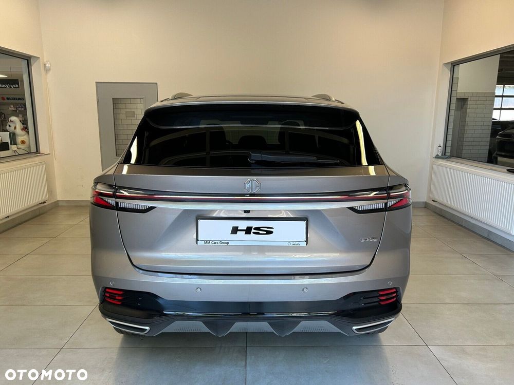 MG HS Hybrid+ - 6