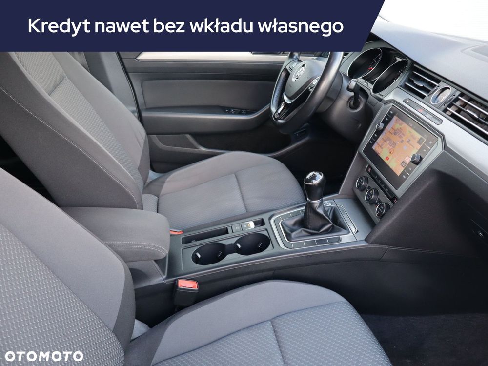 Volkswagen Passat Variant - 11