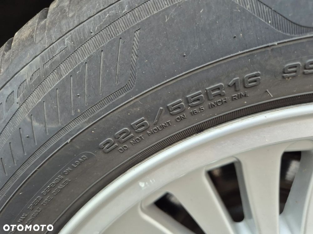 BMW Seria 5 523i - 22