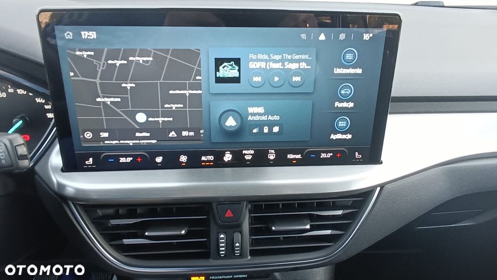 Ford Focus 1.0 EcoBoost Titanium X - 11