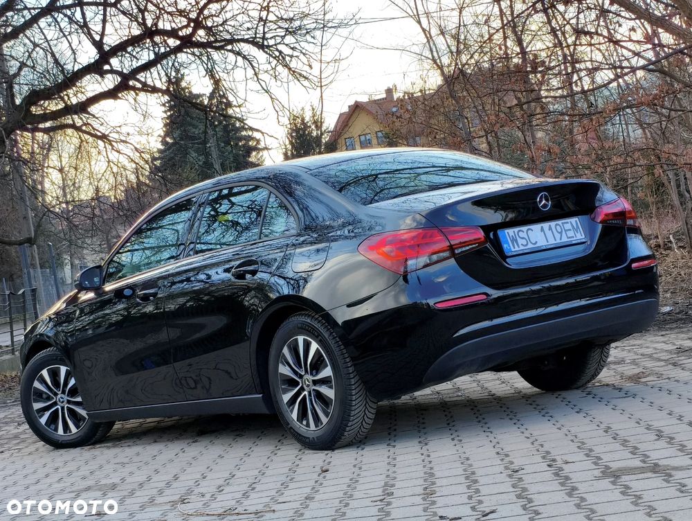 Mercedes-Benz Klasa A 180 d Edition 2021 - 3