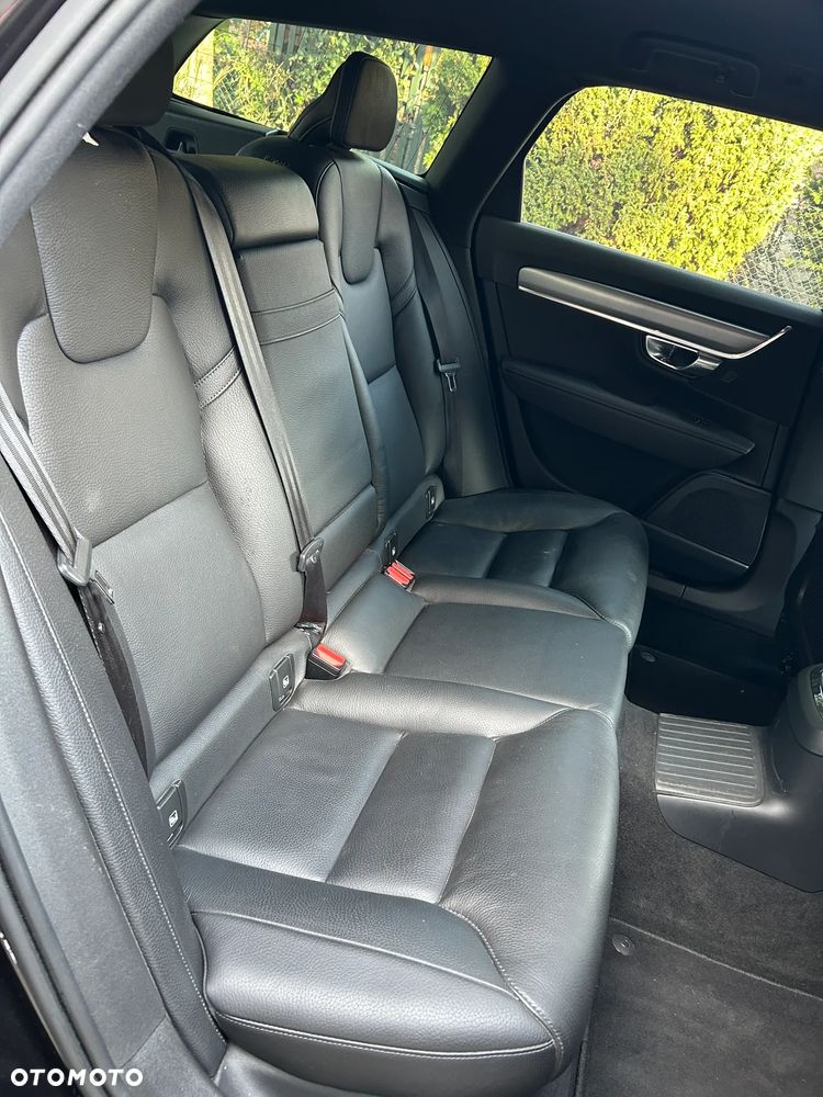Volvo V90 T8 Twin Engine AWD Momentum - 23