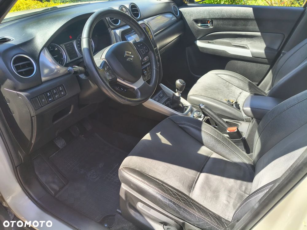 Suzuki Vitara 1.6 DDiS (4x4) Allgrip Comfort+ - 6