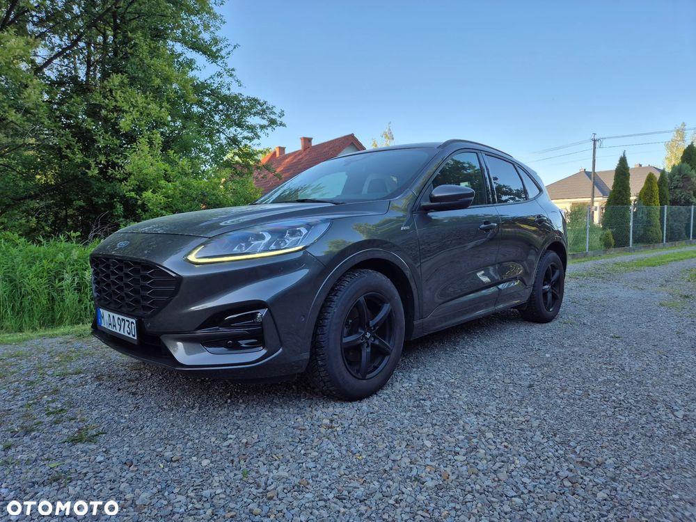 Ford Kuga - 1