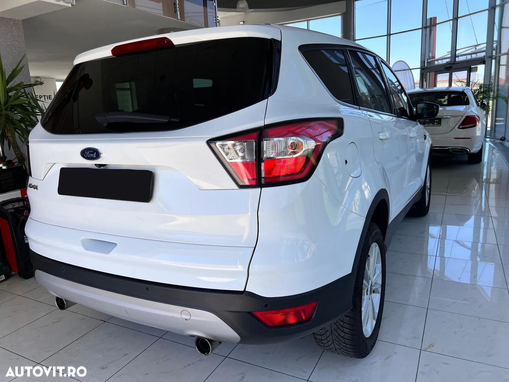 Ford Kuga - 5
