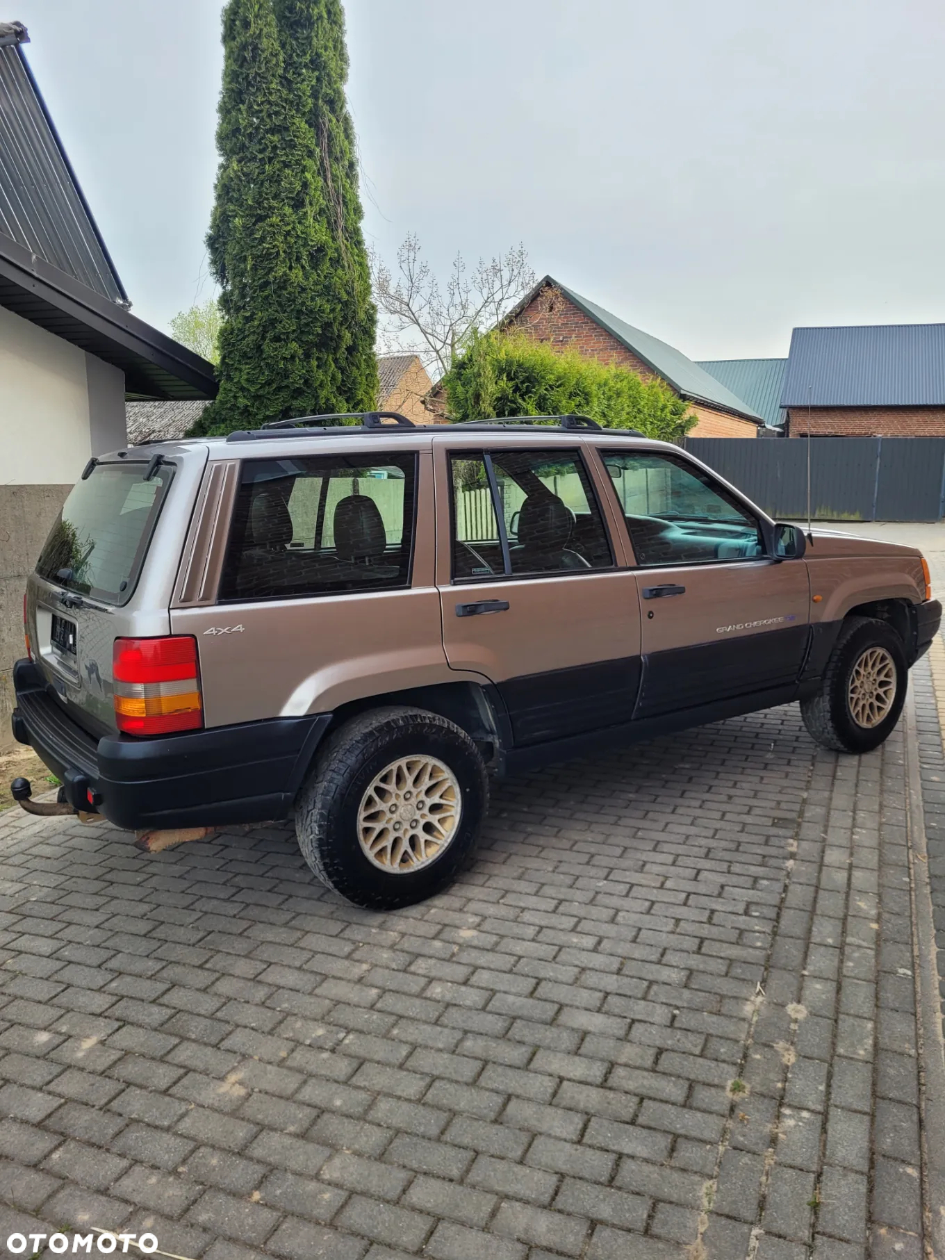 Jeep Grand Cherokee - 4