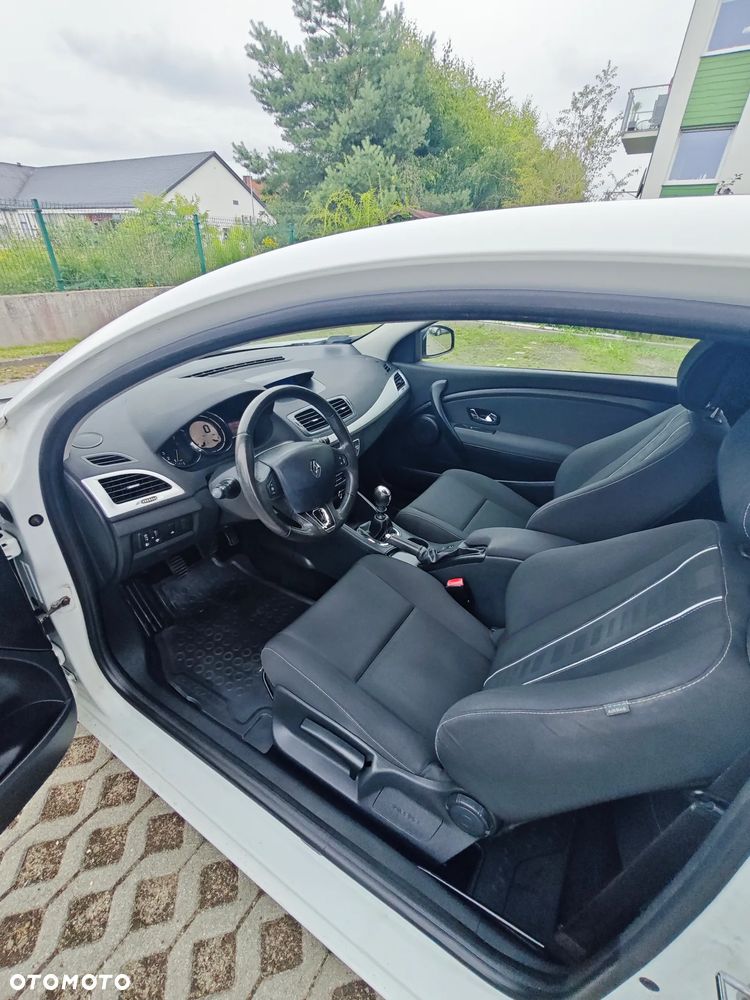 Renault Megane 1.6 16V Dynamique Euro5 - 16