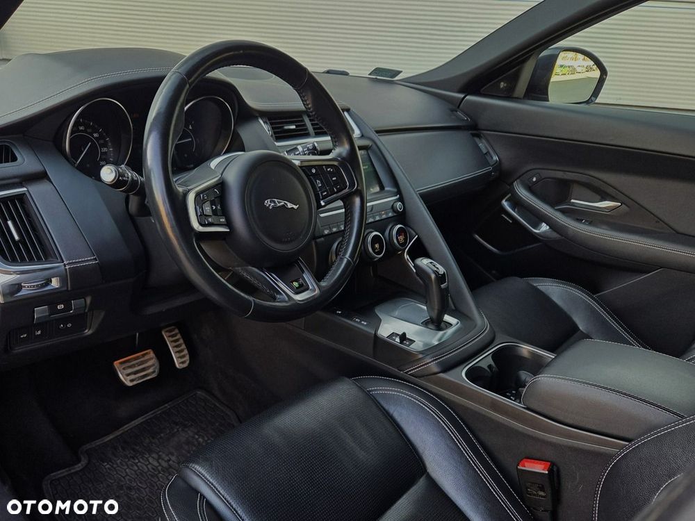 Jaguar E-Pace - 20