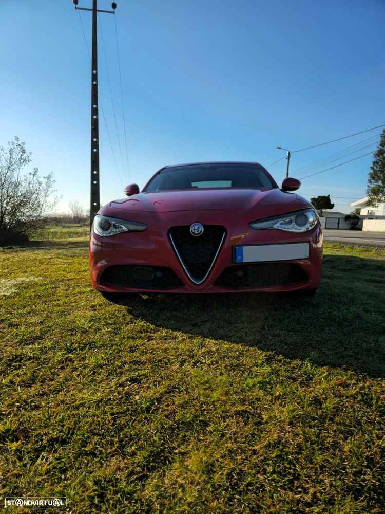 Alfa Romeo Giulia - 4