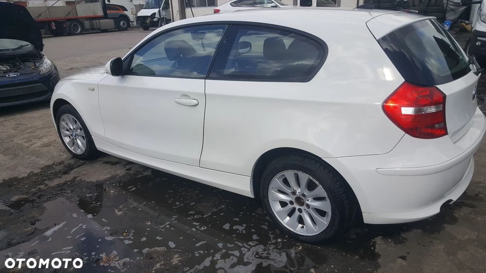 Szyba przednia czołowa lewa prawa z drzwi kierowcy pasażera BMW 1 E81 E87 - 2