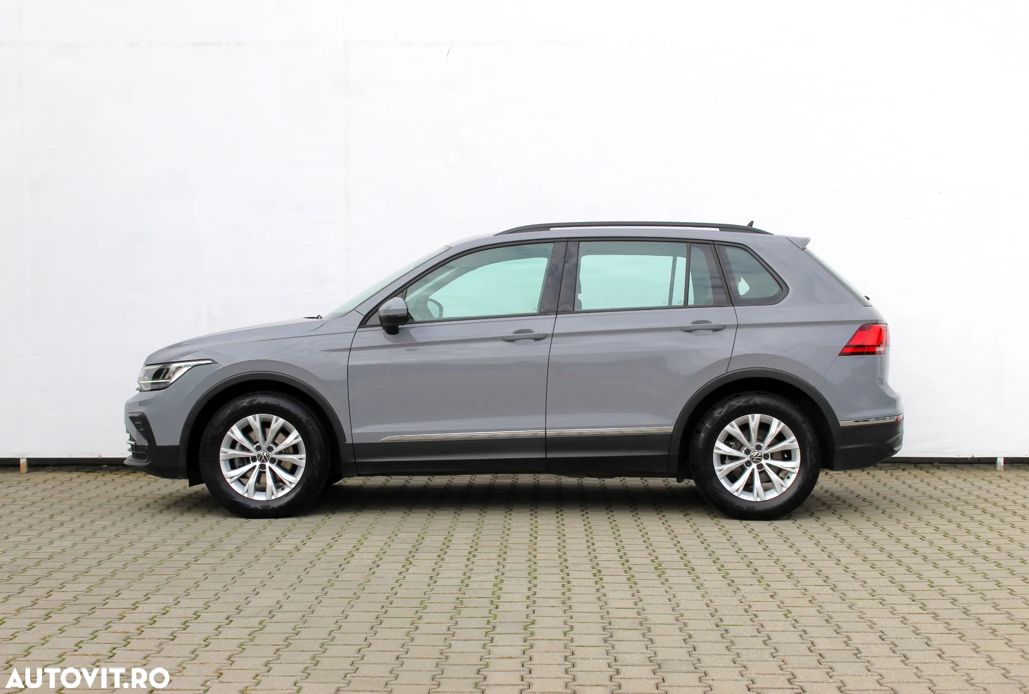 Volkswagen Tiguan 1.5 TSI OPF Base - 2