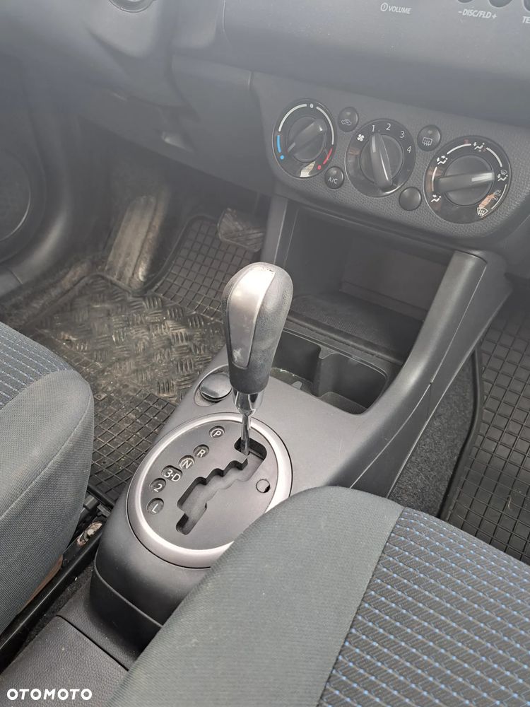 Suzuki Swift 1.5 GLX / Comfort - 10