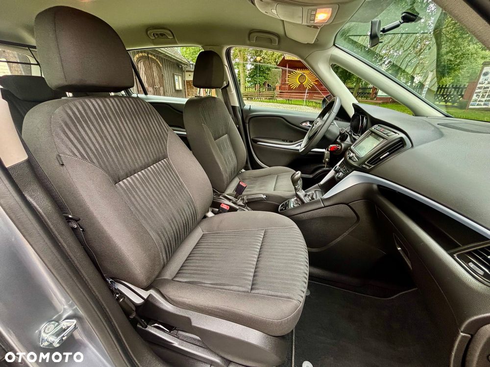 Opel Zafira - 23