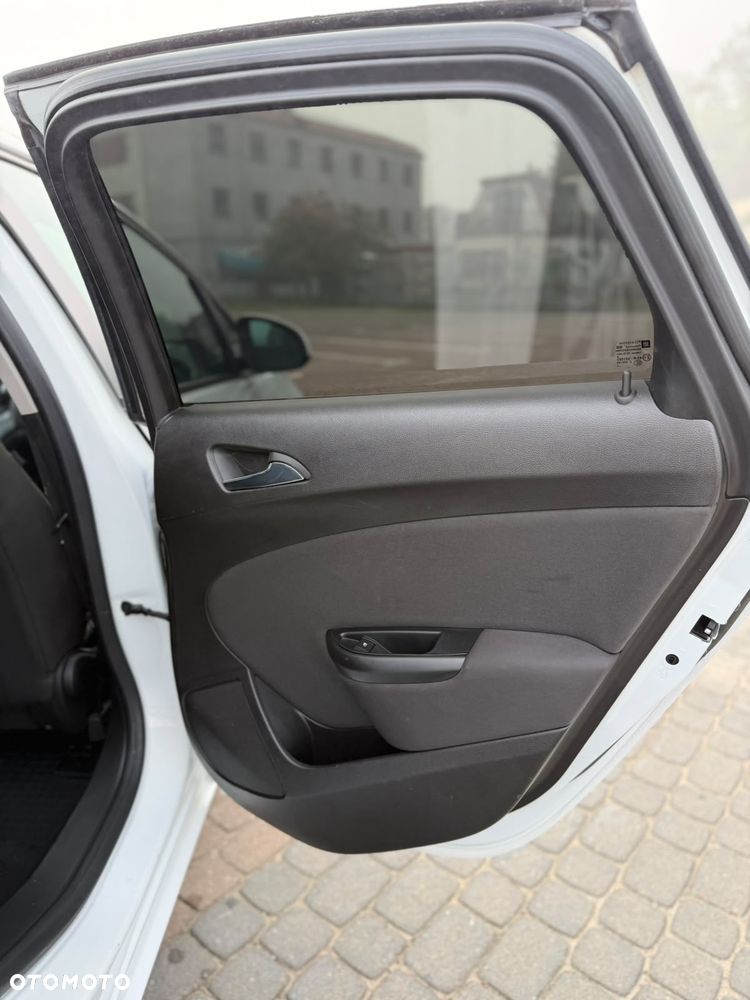 Opel Astra 1.6 CDTI Enjoy - 14