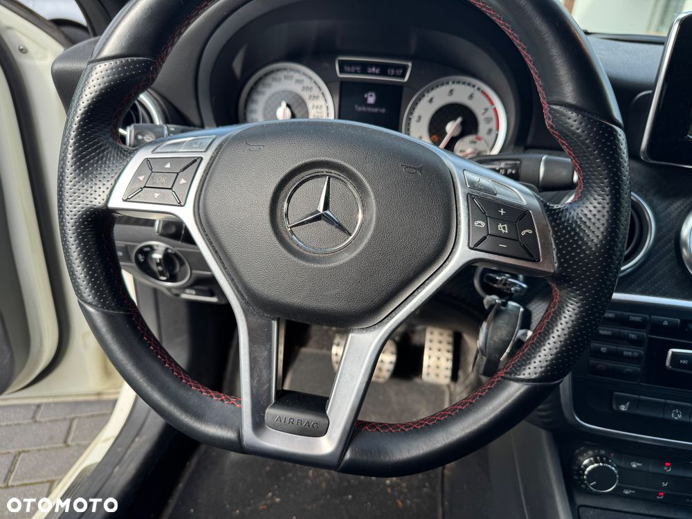 Mercedes-Benz Klasa A 180 (BlueEFFICIENCY) 7G-DCT AMG Sport - 24