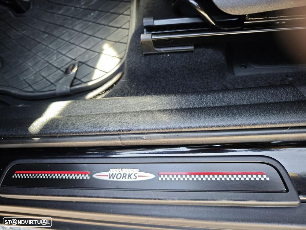 MINI Countryman John Cooper Works ALL4 Auto Desportiva - 48