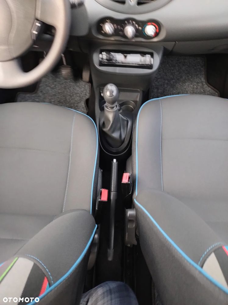Renault Twingo 1.2 LEV 16V 75 Expression - 30