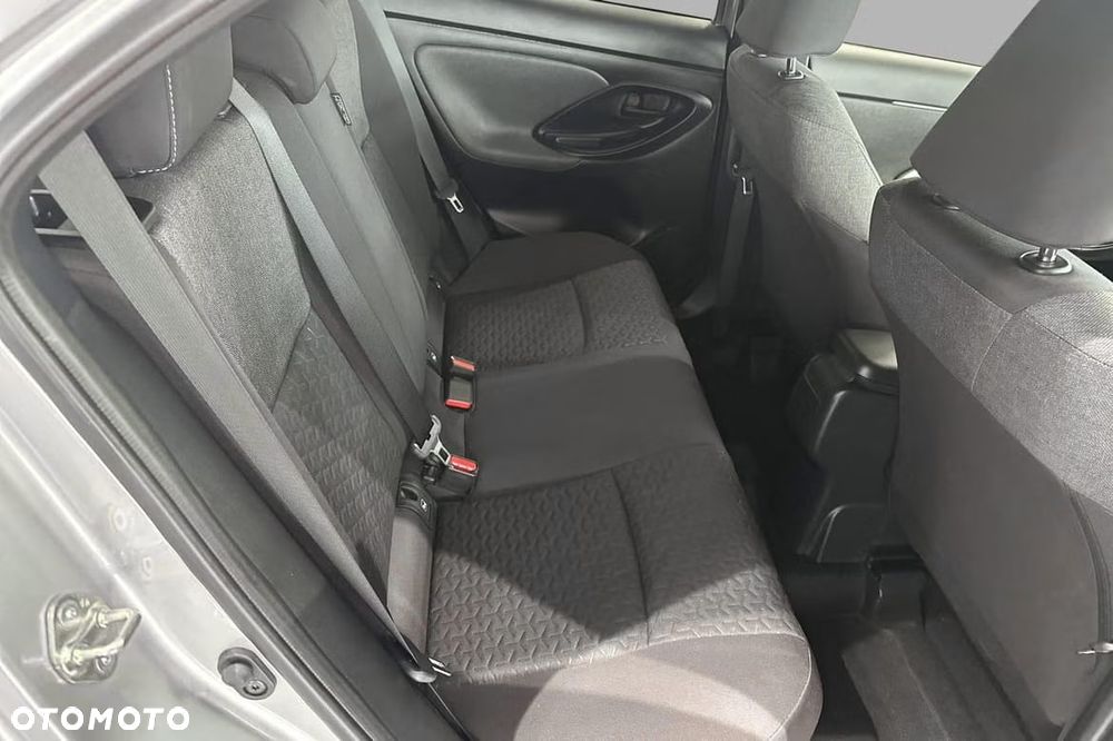 Toyota Yaris Cross Hybrid 1.5 Active - 28