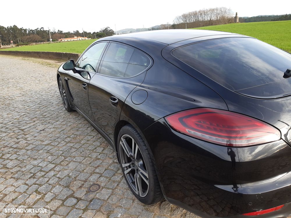 Porsche Panamera S E-Hybrid - 1