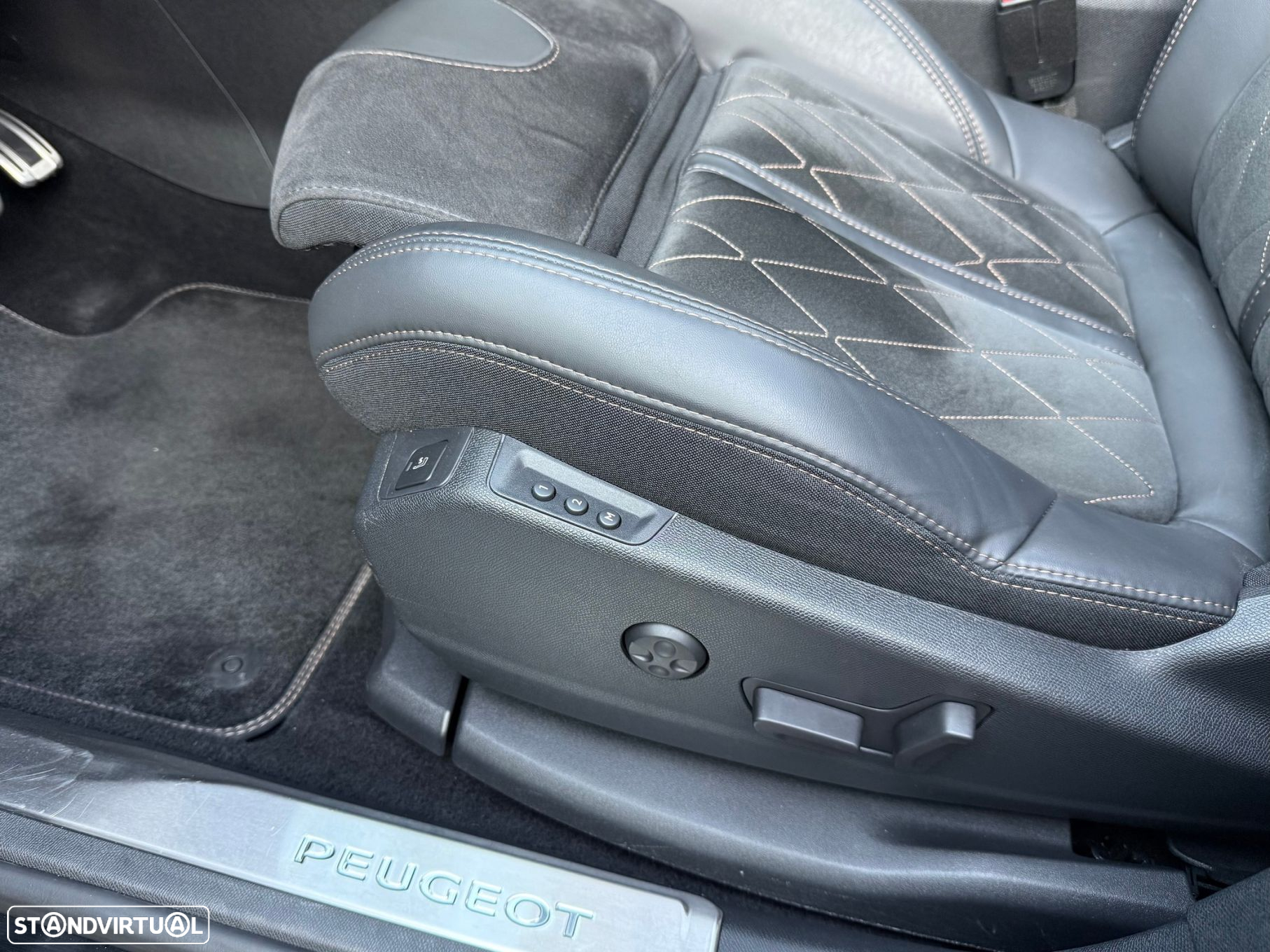 Peugeot 5008 2.0 BlueHDi GT EAT6 - 11