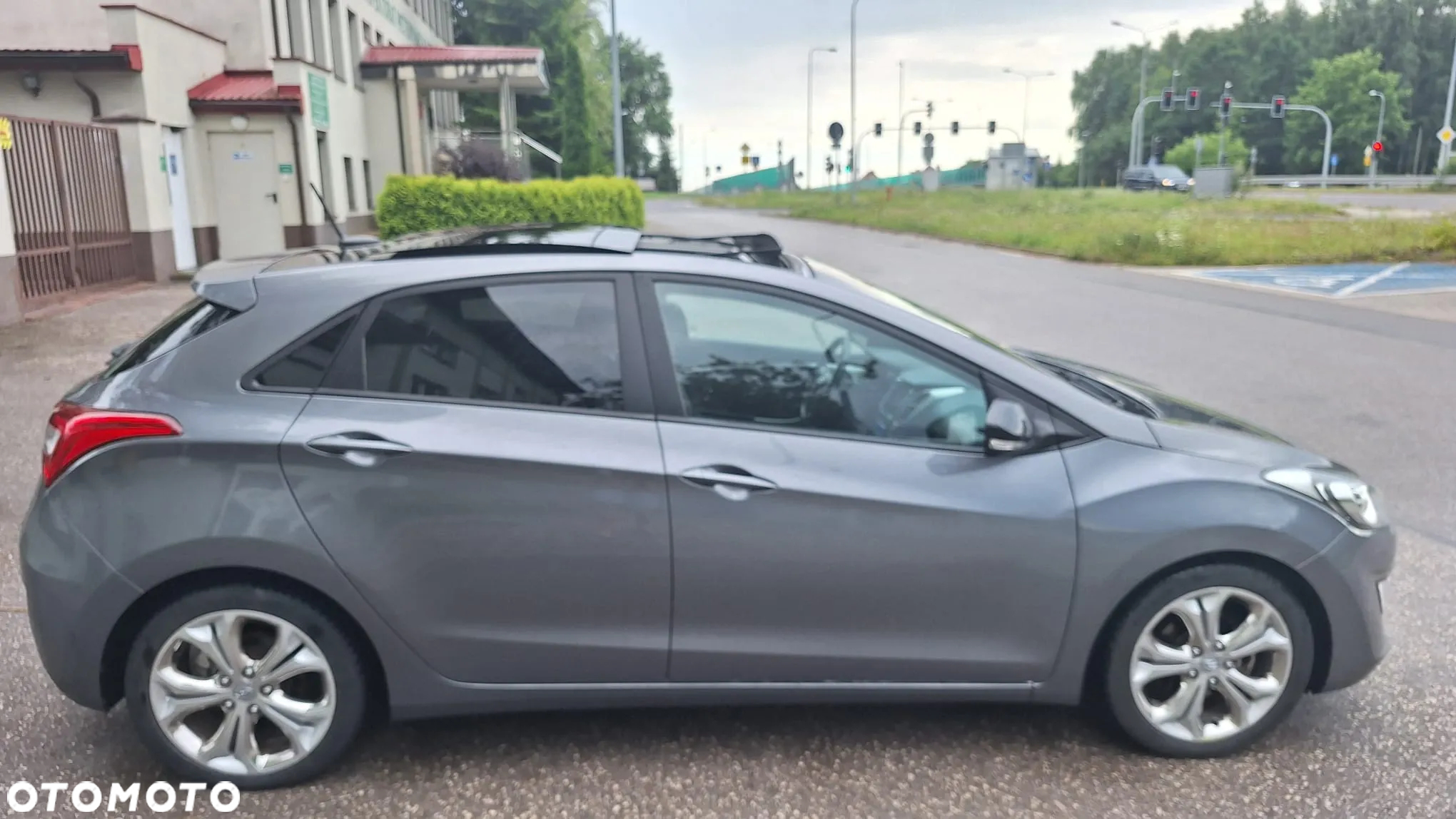 Hyundai i30 1.6 CRDi BlueDrive Go - 9