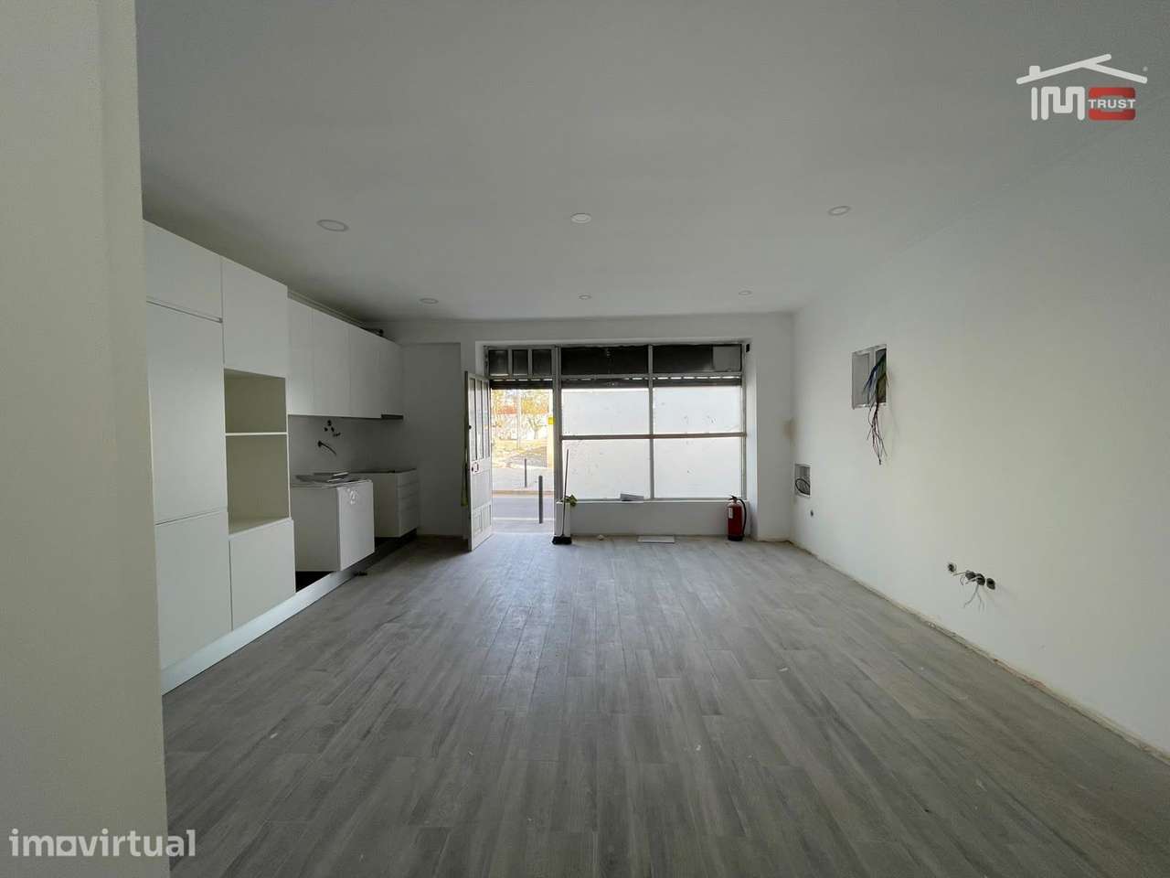 2 Apartamentos T1 Remodelados com Quintal no Alto do Seixalinho | M... - Grande imagem: 4/40