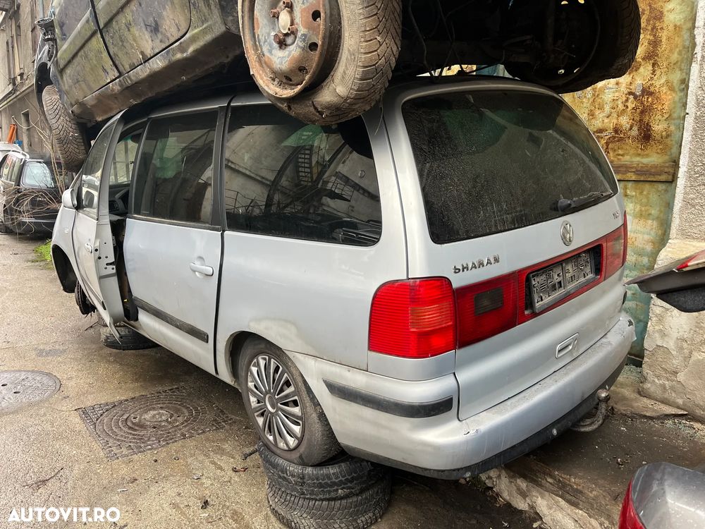 Dezmembrez VW Volkswagen Sharan 2003 gri argintiu TDI xenon - 7