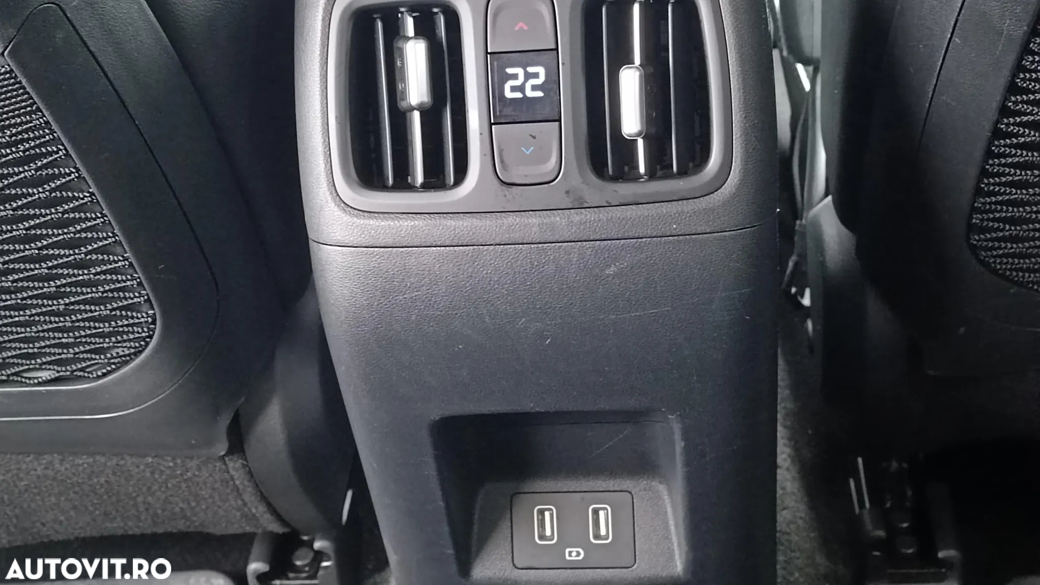 Hyundai Tucson PHEV 1.6 l 265 CP 4WD 6AT Luxury - 37