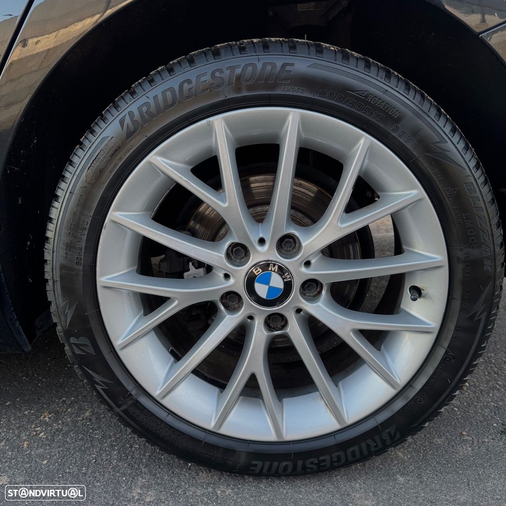 BMW 118 i Sport Line - 16