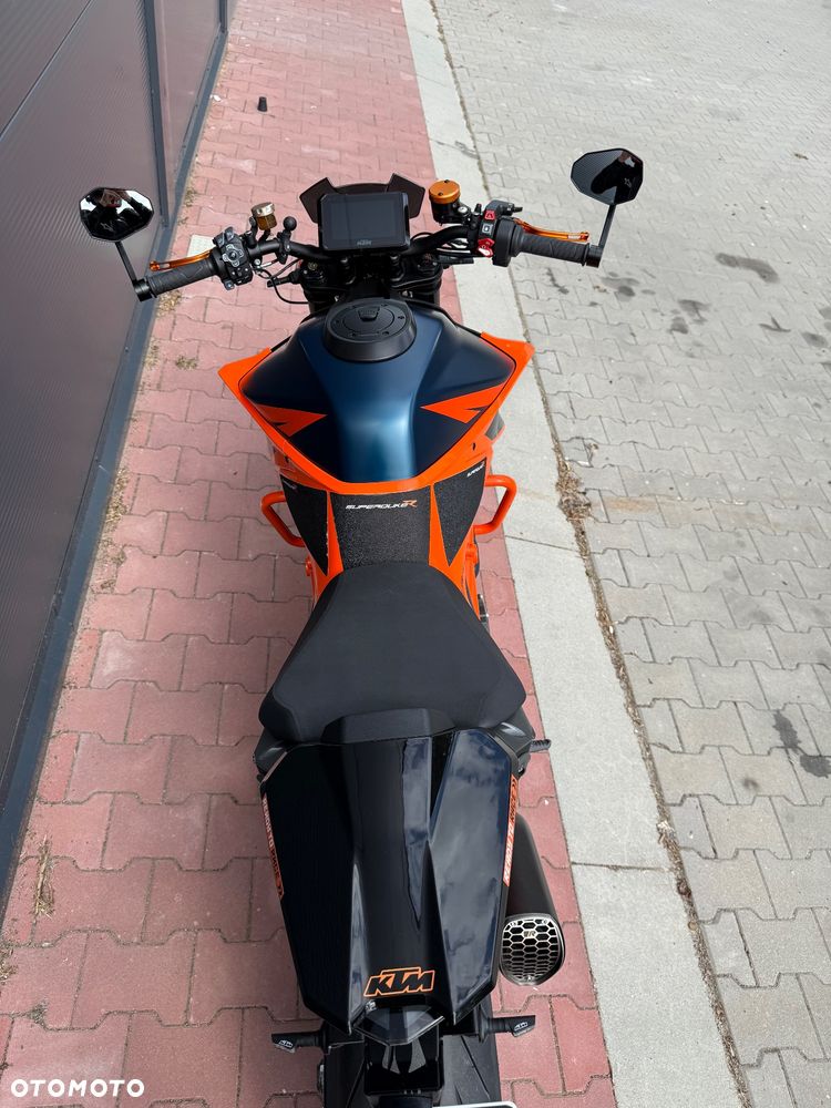 KTM Super Duke - 23
