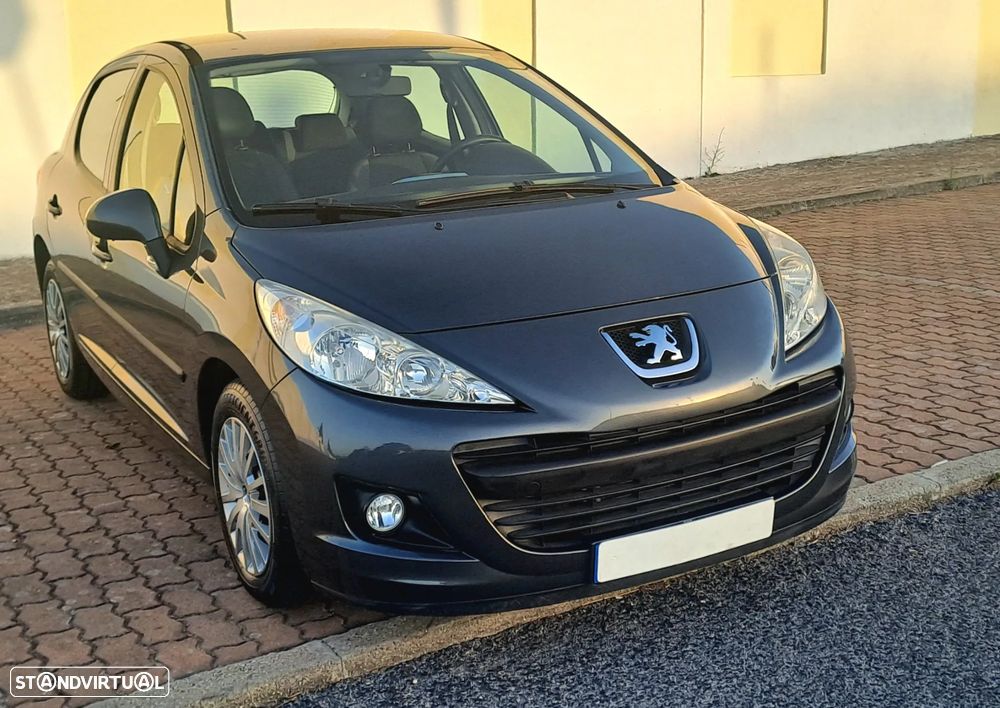 Peugeot 207 1.4 16V Active - 22