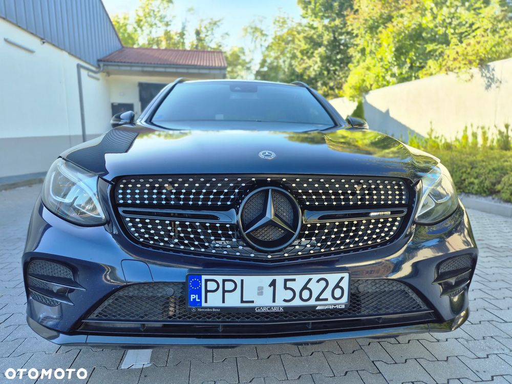 Mercedes-Benz GLC - 23