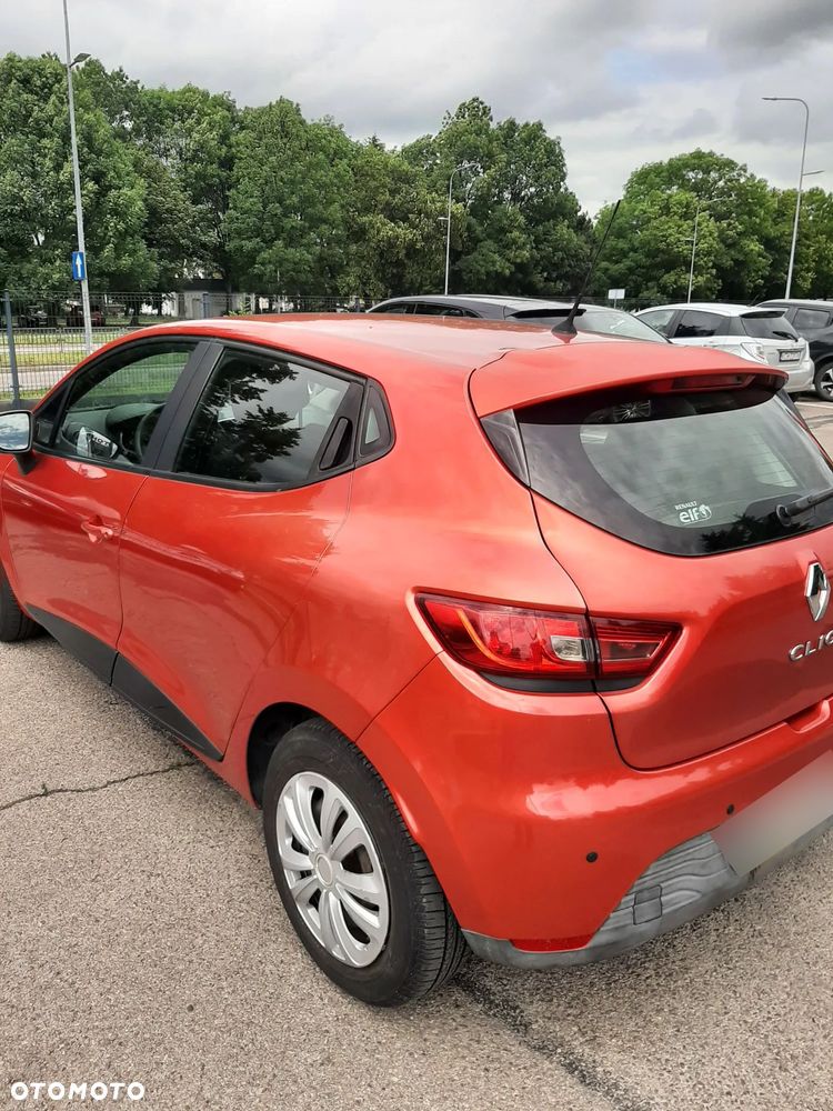 Renault Clio - 12