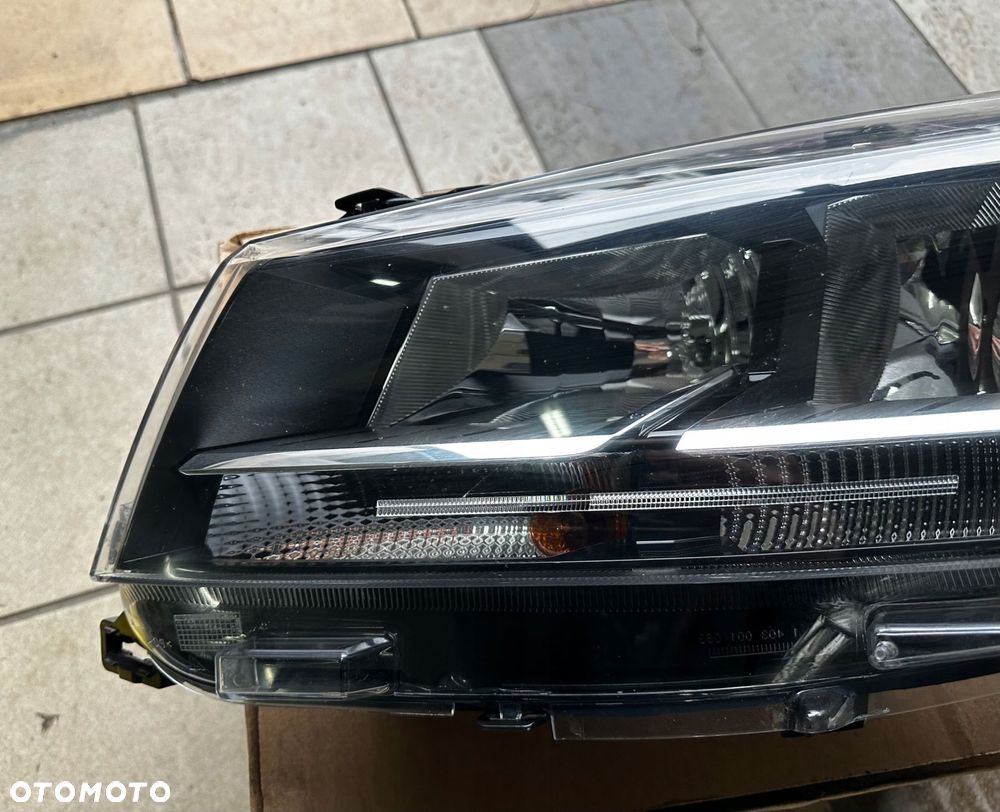 lampa przednia lewa expert iv 4 jumpy iv 4 proace ii lift 24- - 2