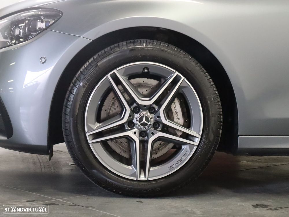 Mercedes-Benz E 300 de AMG Line - 6