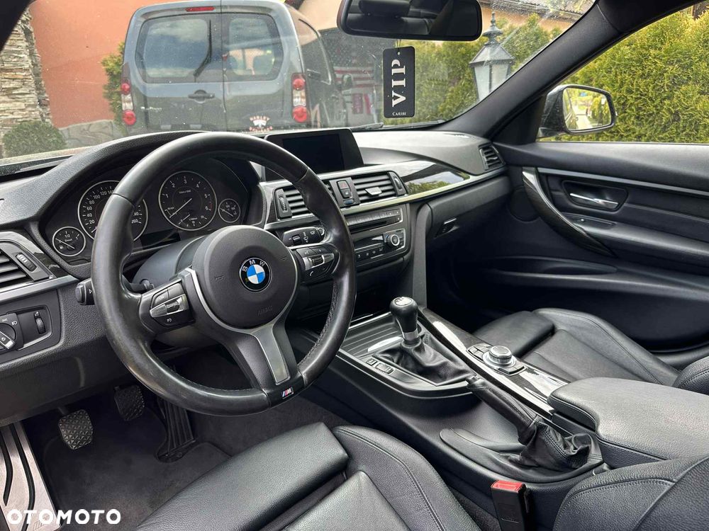 BMW Seria 3 318d xDrive M Sport - 6