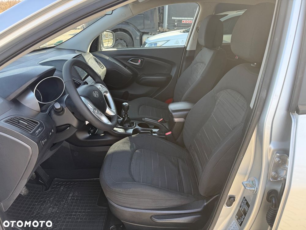 Hyundai ix35 1.7 CRDi 2WD blue Finale - 22