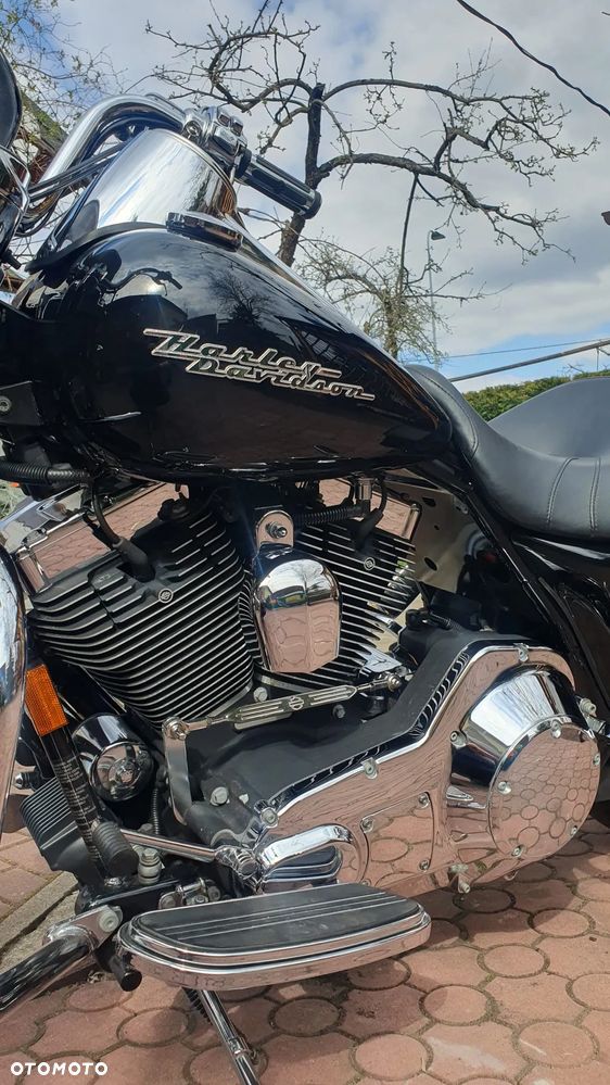 Harley-Davidson Touring Road King - 38