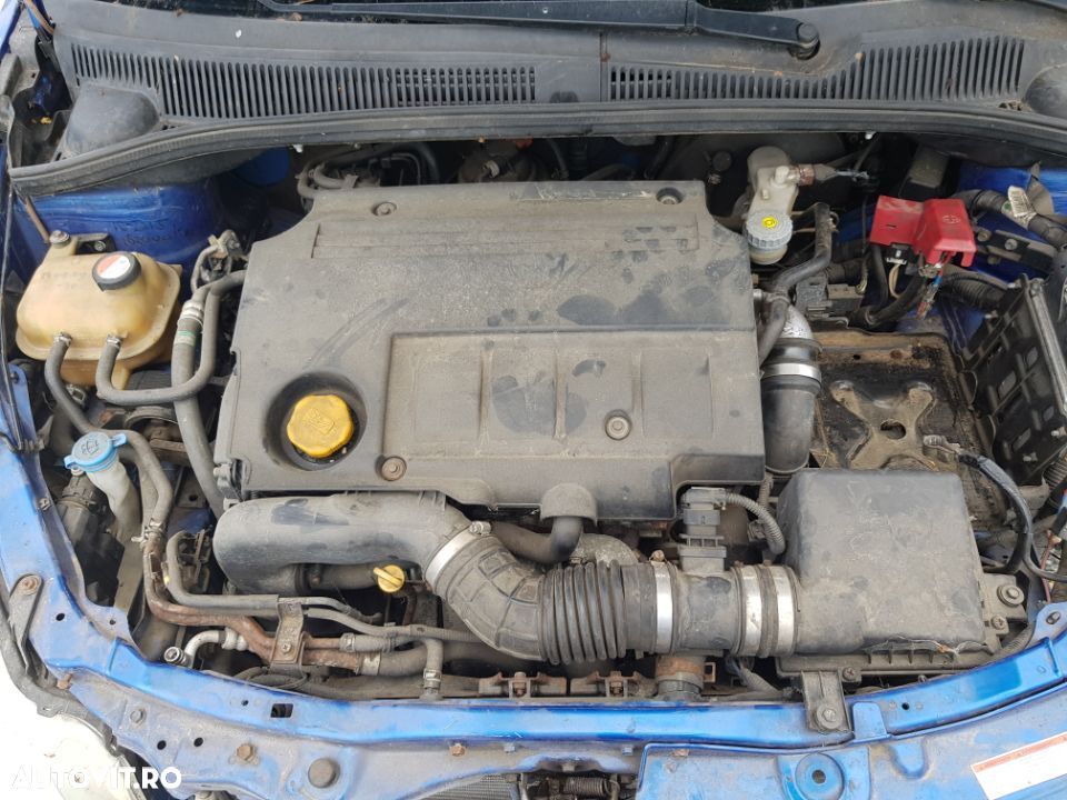 Dezmembrez suzuki sx4 1.9d si 1.6b 4x4 - 7