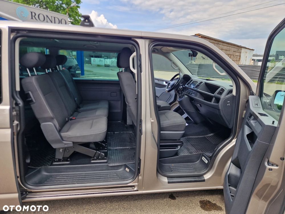 Volkswagen Caravelle - 5