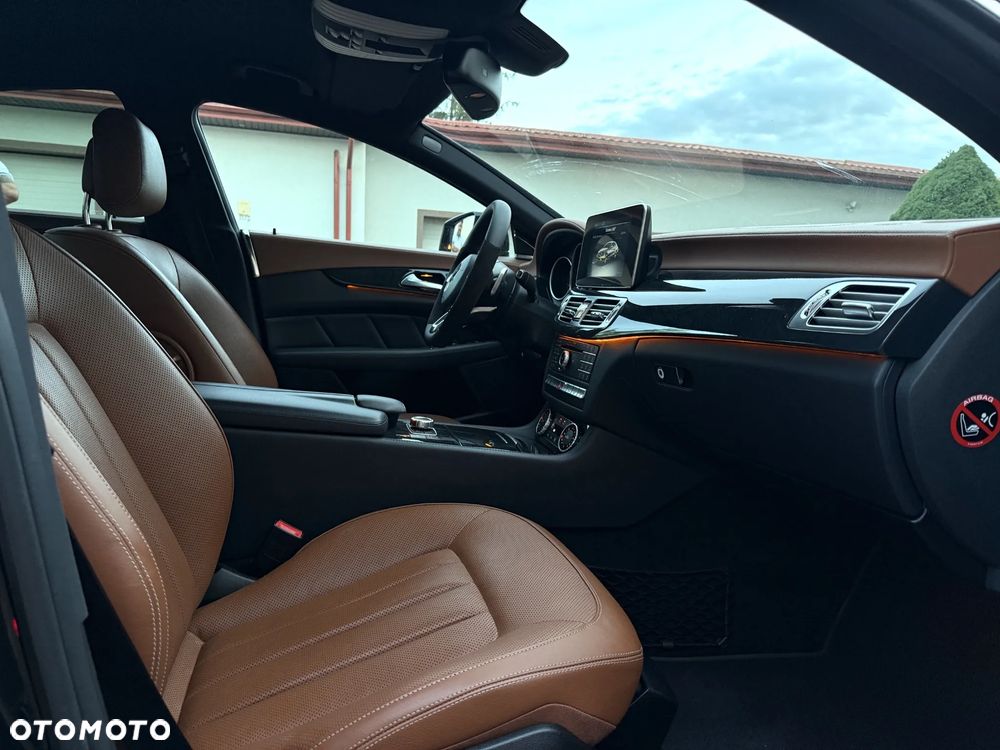 Mercedes-Benz CLS 350 d 4-Matic - 11