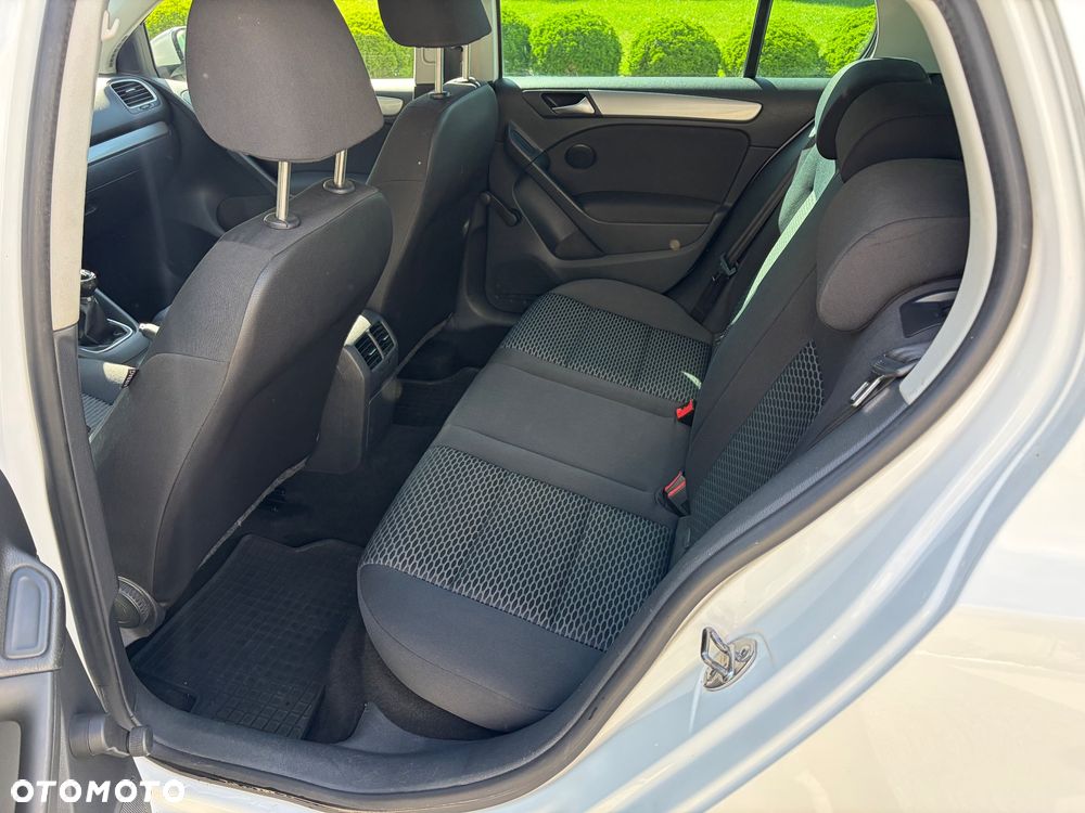 Volkswagen Golf 2.0 TDI DPF Comfortline - 8