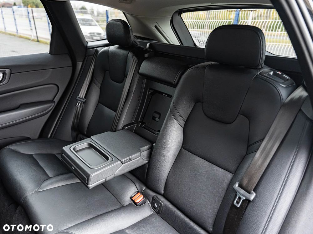 Volvo XC 60 B4 D Geartronic Inscription - 27