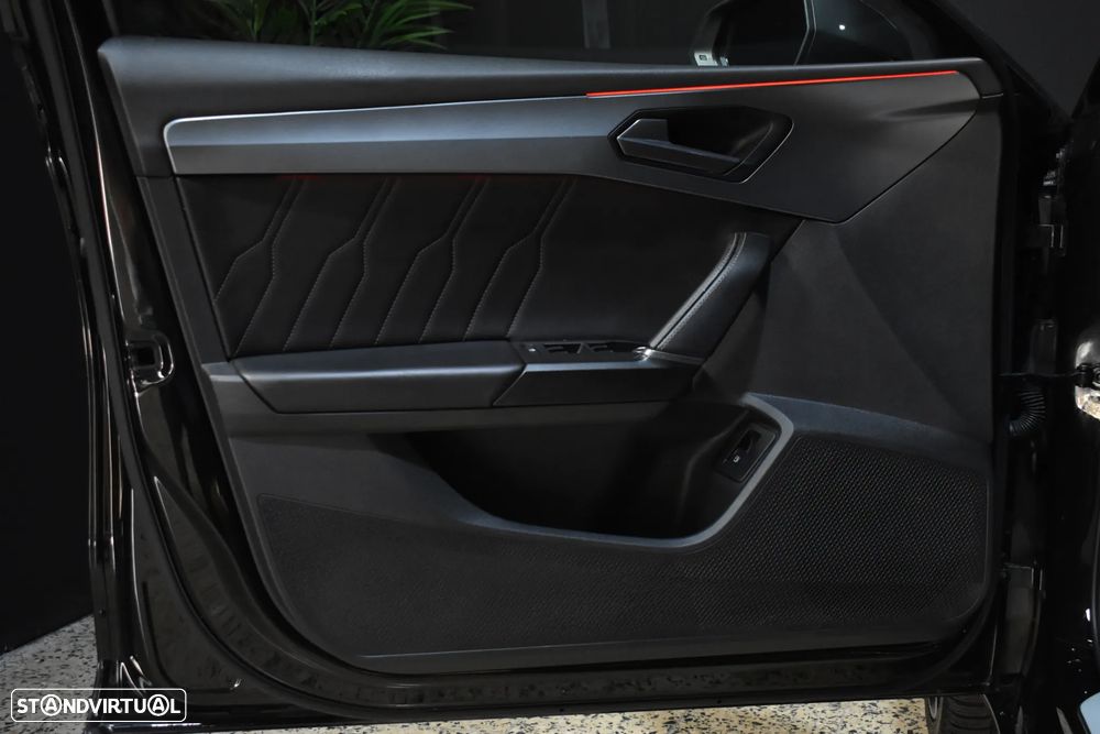 Cupra Leon 1.4 e-Hybrid VZ DSG - 17