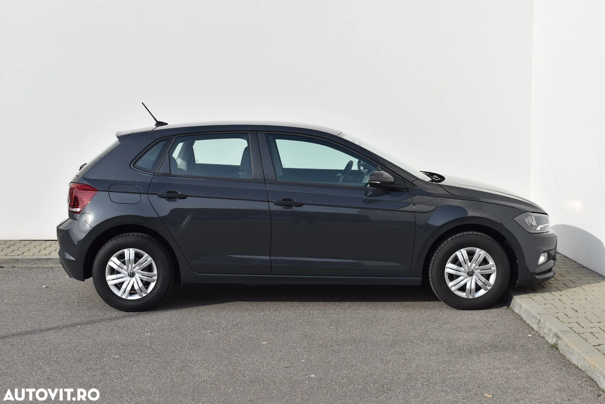 Volkswagen Polo 1.0 Trendline - 4